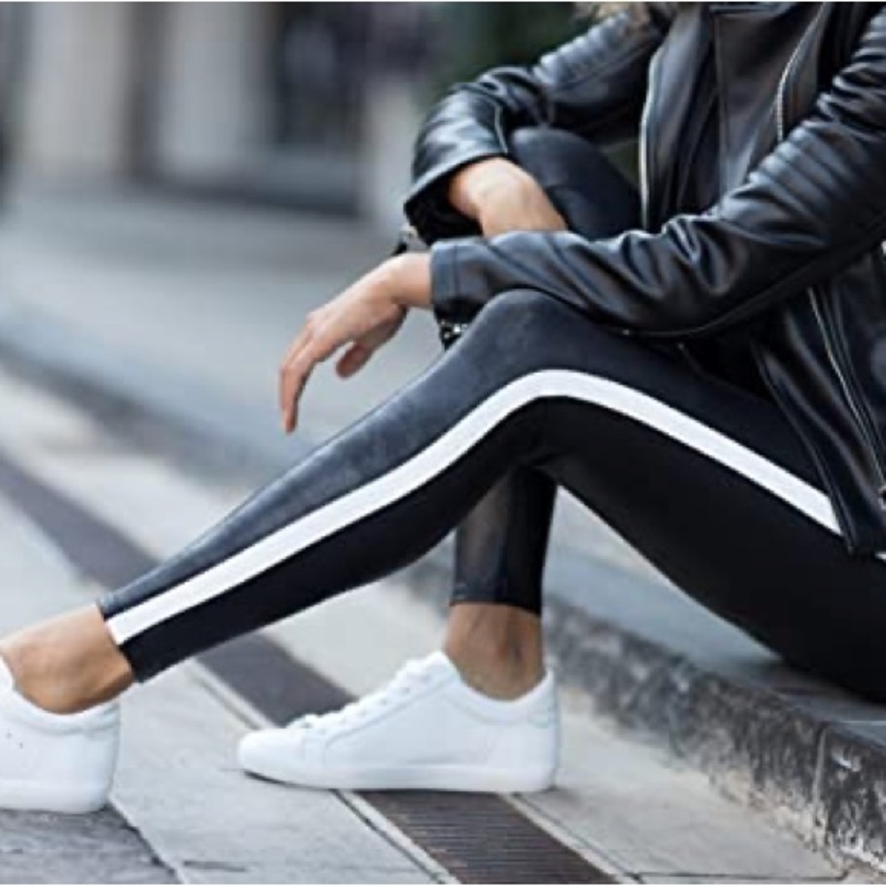 Spanx Faux Leather Side Stripe Leggings Very Black/ White XS gently worn